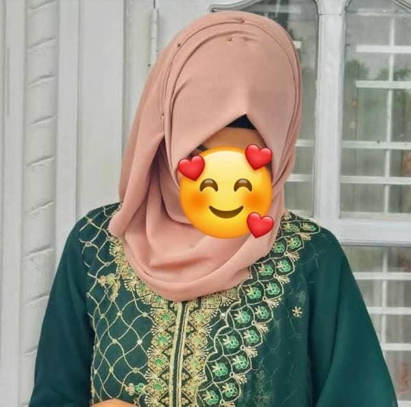 23 age real Muslim girl